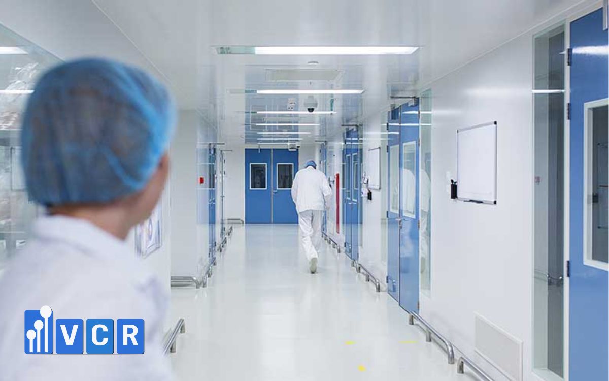 VCR is a supplier of clean room doors that meet GMP standards.