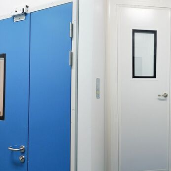 Choose the right Cleanroom Door with 5 factors