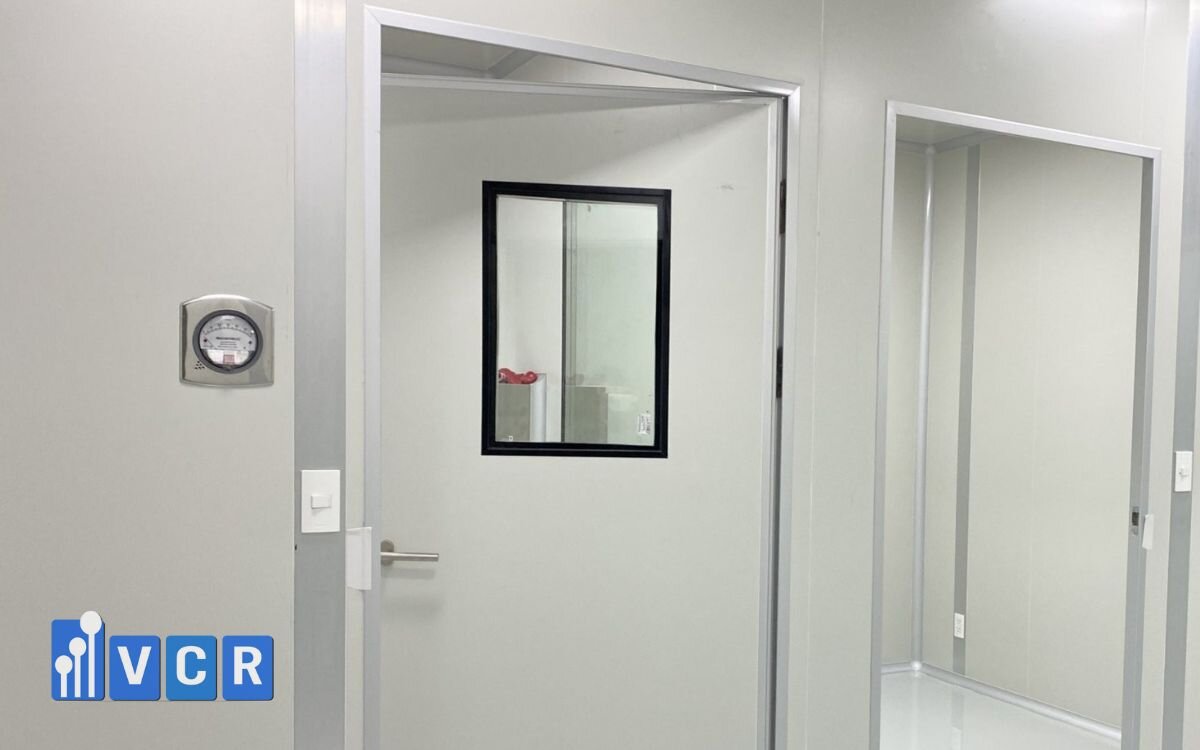 Technical Structure of Fire-Rated Cleanroom Doors